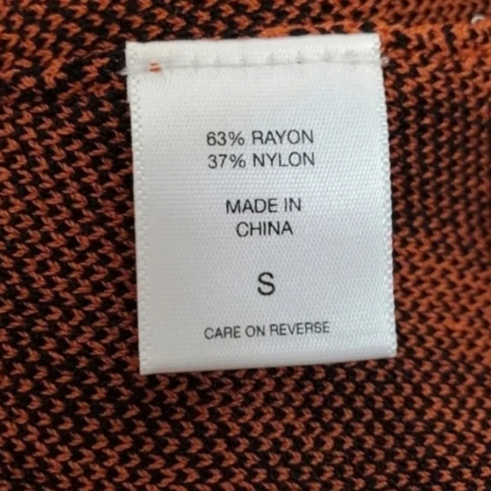 New York & Company stylish sweater
